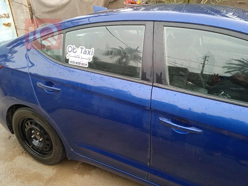 هیۆندای ئەلەنترا